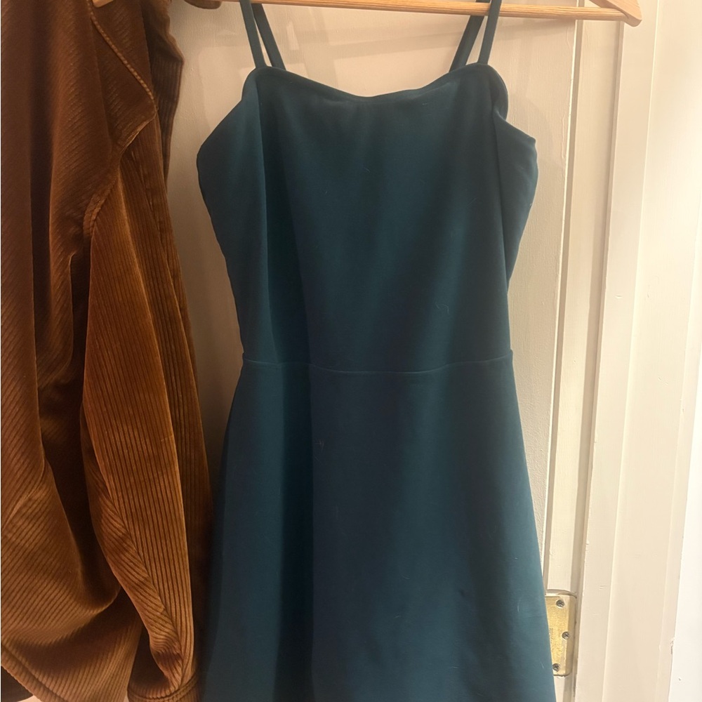 Alo courtside soft tennis athleisure dress